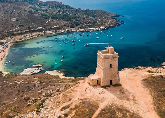 The Podium * Żebbuġ